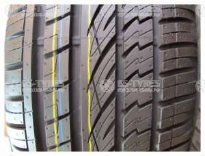 Continental ContiCrossContact UHP 235/45 R19 95W (2013)